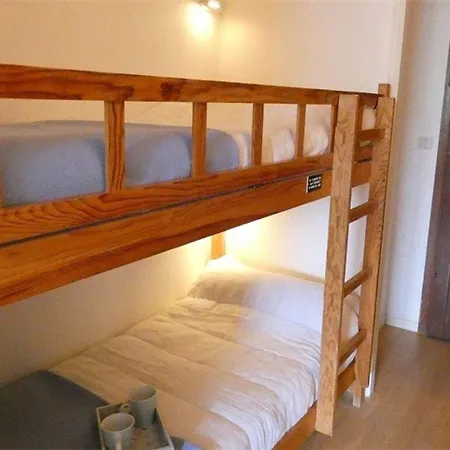 Cosy à Avec Parking - Fr-1-457-161 *